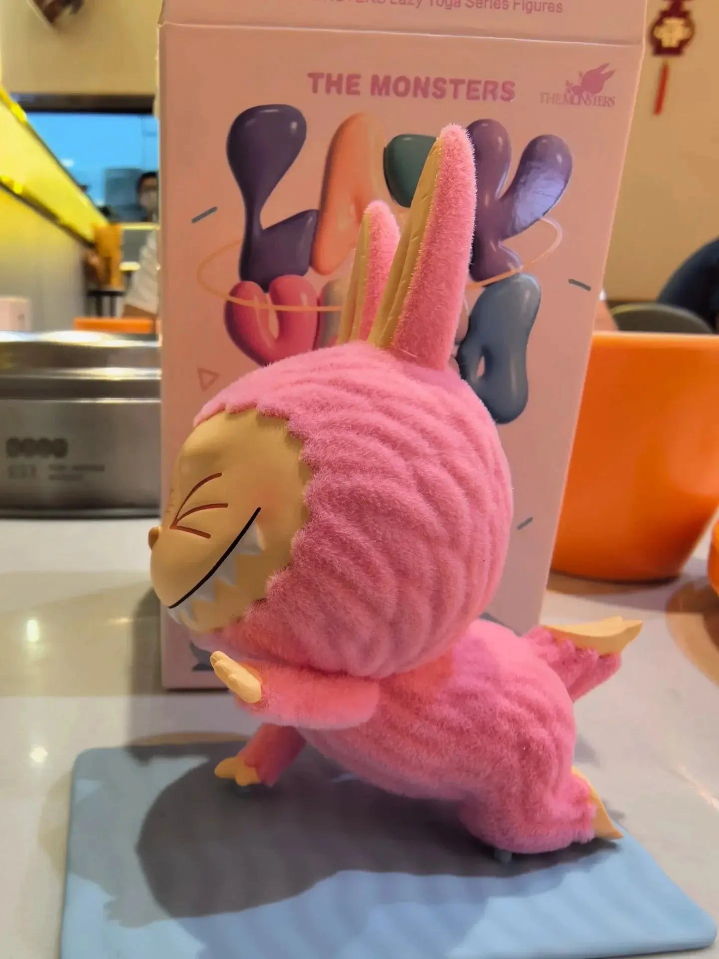 🧘 Figurine Labubu Lazy Yoga – Boîte Surprise Kawaii SiriuS