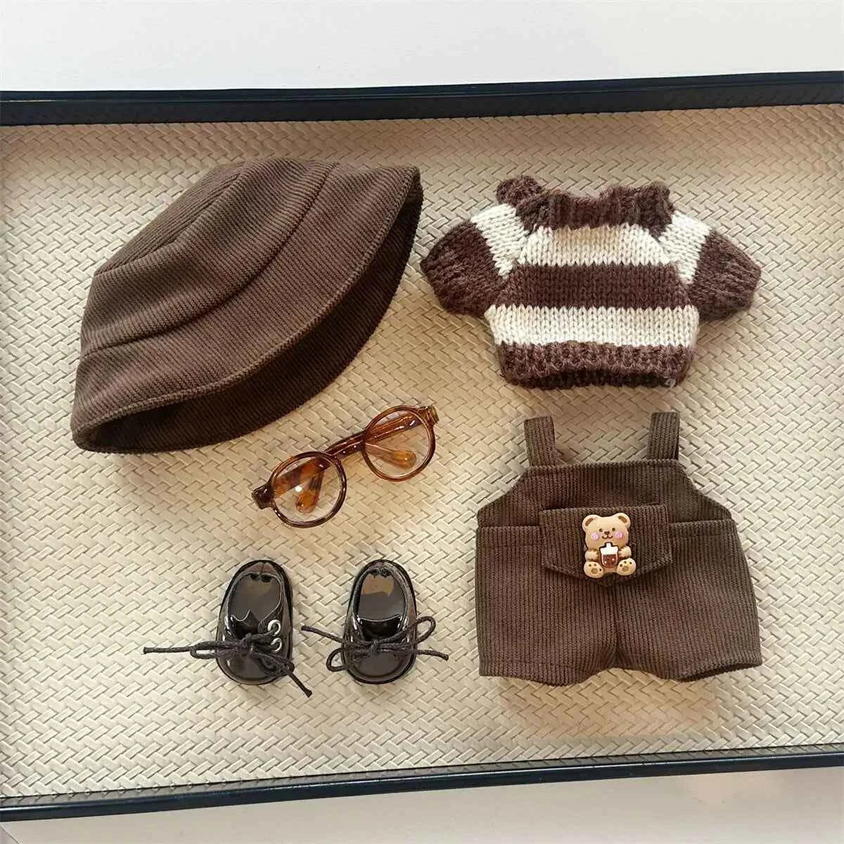 ✨ Ensemble de Vêtements en Peluche Miniature 17 cm LABUBU - Style Kpop