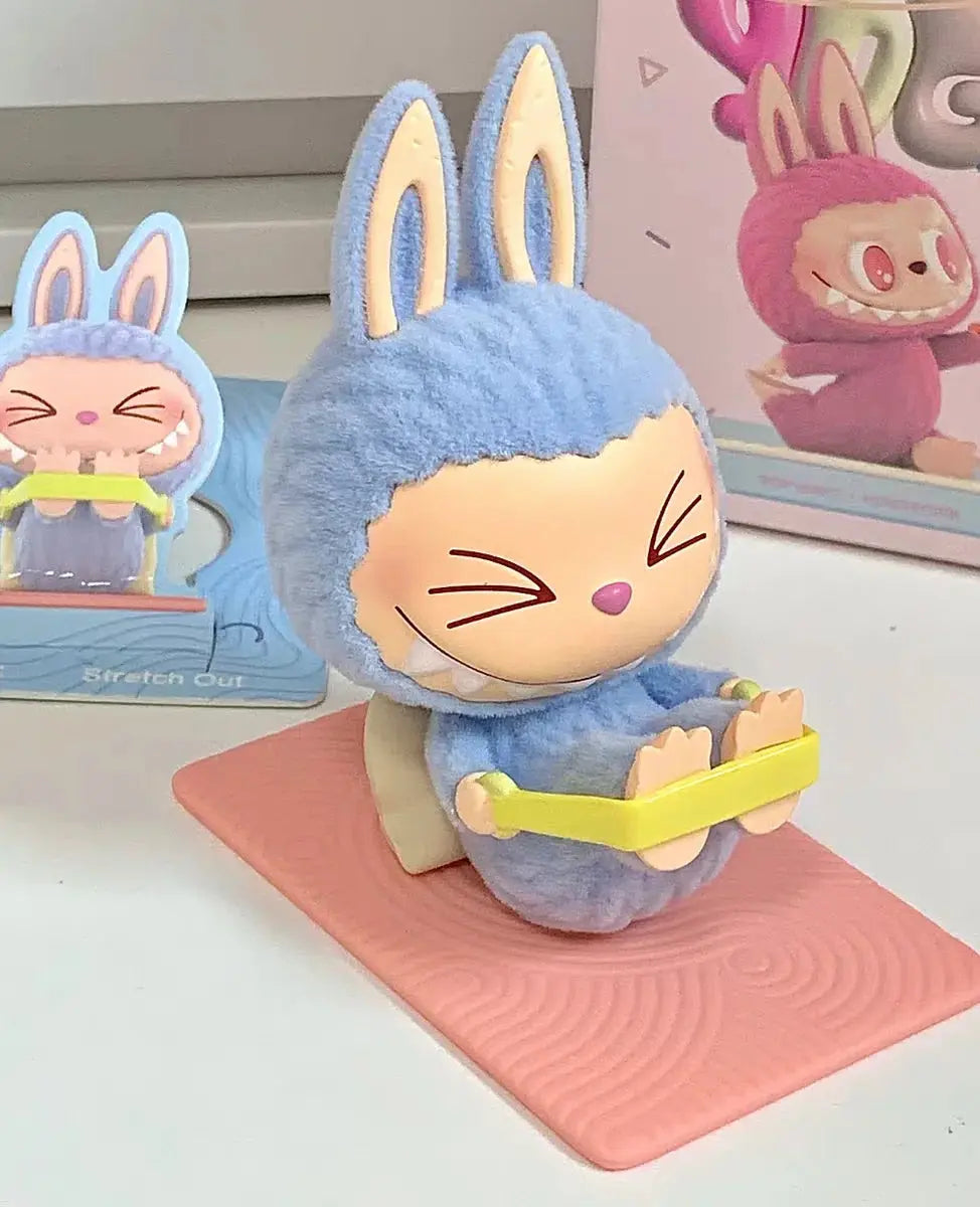 🧘 Figurine Labubu Lazy Yoga – Boîte Surprise Kawaii SiriuS