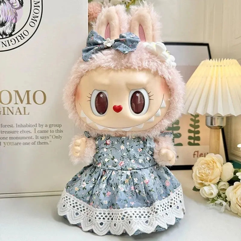 ☁️ Vêtements Labubu 38 cm – Ensemble Cloud | Tenue Artisanale en Flanelle Douce | Look Poétique & Confort Haut de Gamme SiriuS