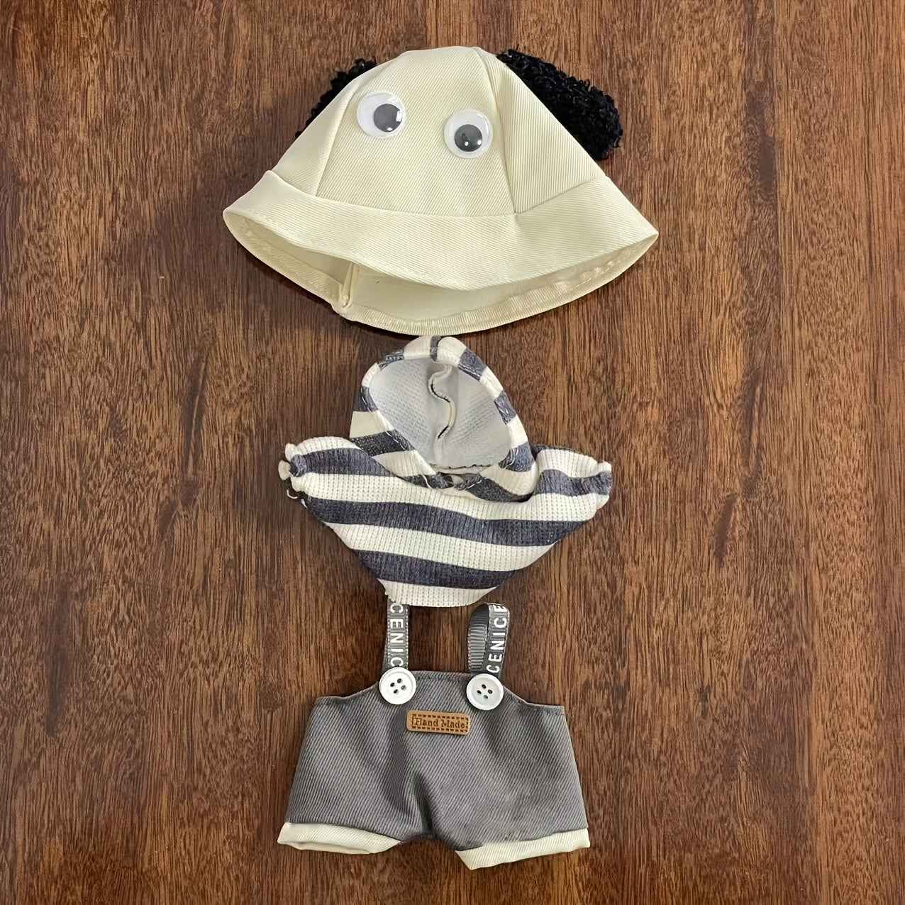 👗 Vêtements Mini Poupée 17 cm – Style, Créativité et Joie au Quotidien