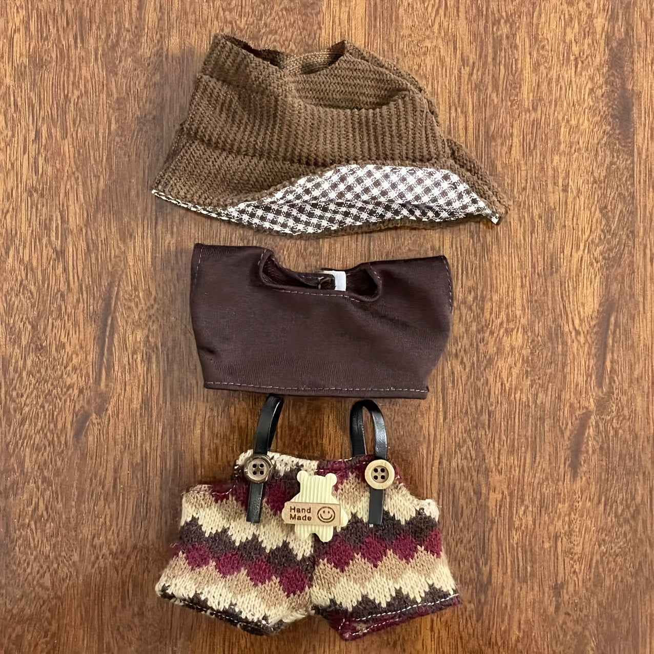 👗 Vêtements Mini Poupée 17 cm – Style, Créativité et Joie au Quotidien
