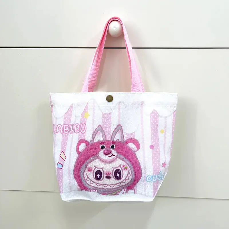 👜 Sac Tote en Toile Labubu – Le Cartoon Chic à Portée de Main SiriuS