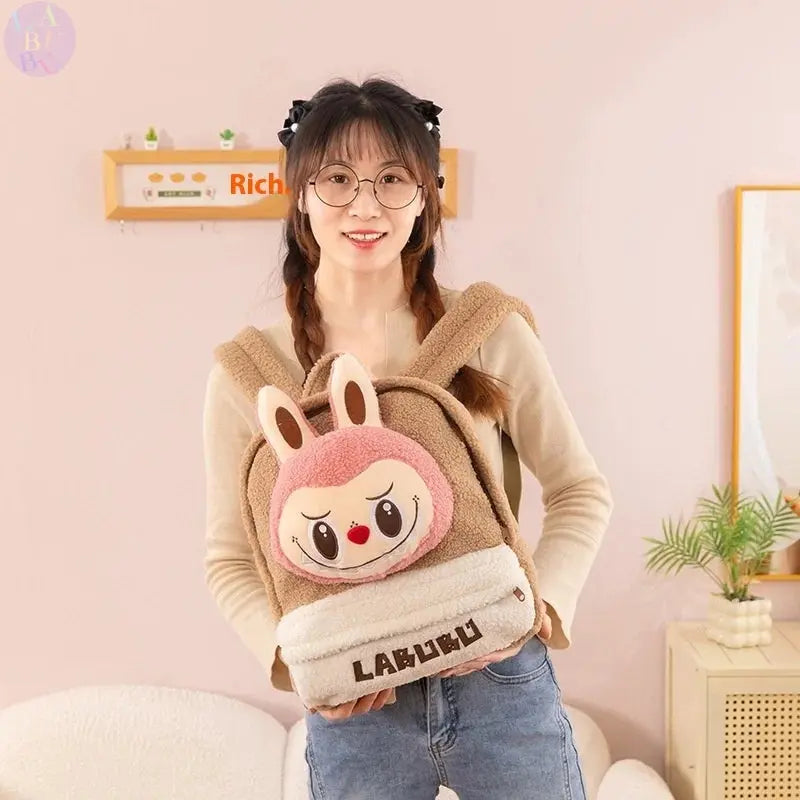 🎒 Sac à Dos en Peluche Labubu – Grand, Mignon &amp; Ultra Pratique SiriuS