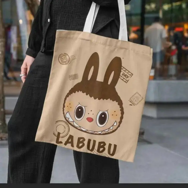 🧳 Sac en Toile Labubu – Motifs de Monstre, Grand Format, Grand Style ! SiriuS