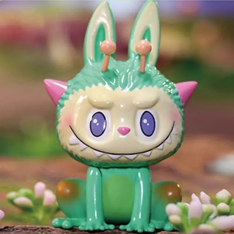 🚀 Labubu – Capitaine des Monstres de l’Espace – Figurine Anime POP MART SiriuS