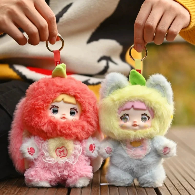 🍓Pendentif Peluche Fruits Intéressants V3 – Série Collector ANGELYA✨