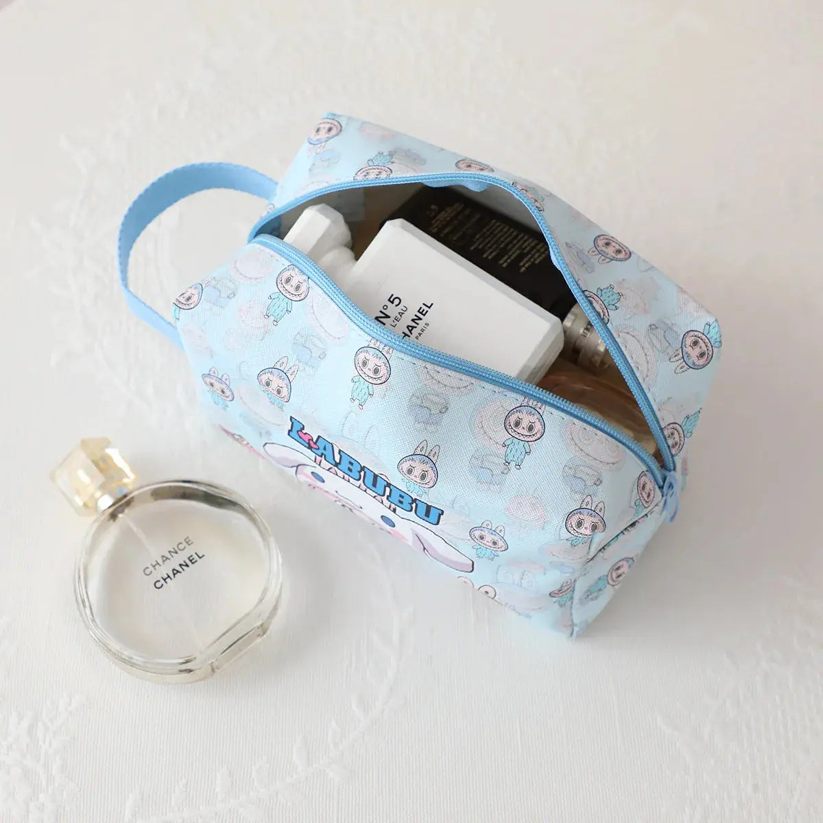 👜 Trousse de Maquillage Labubu Cartoon – Le style qui vous suit partout ! SiriuS